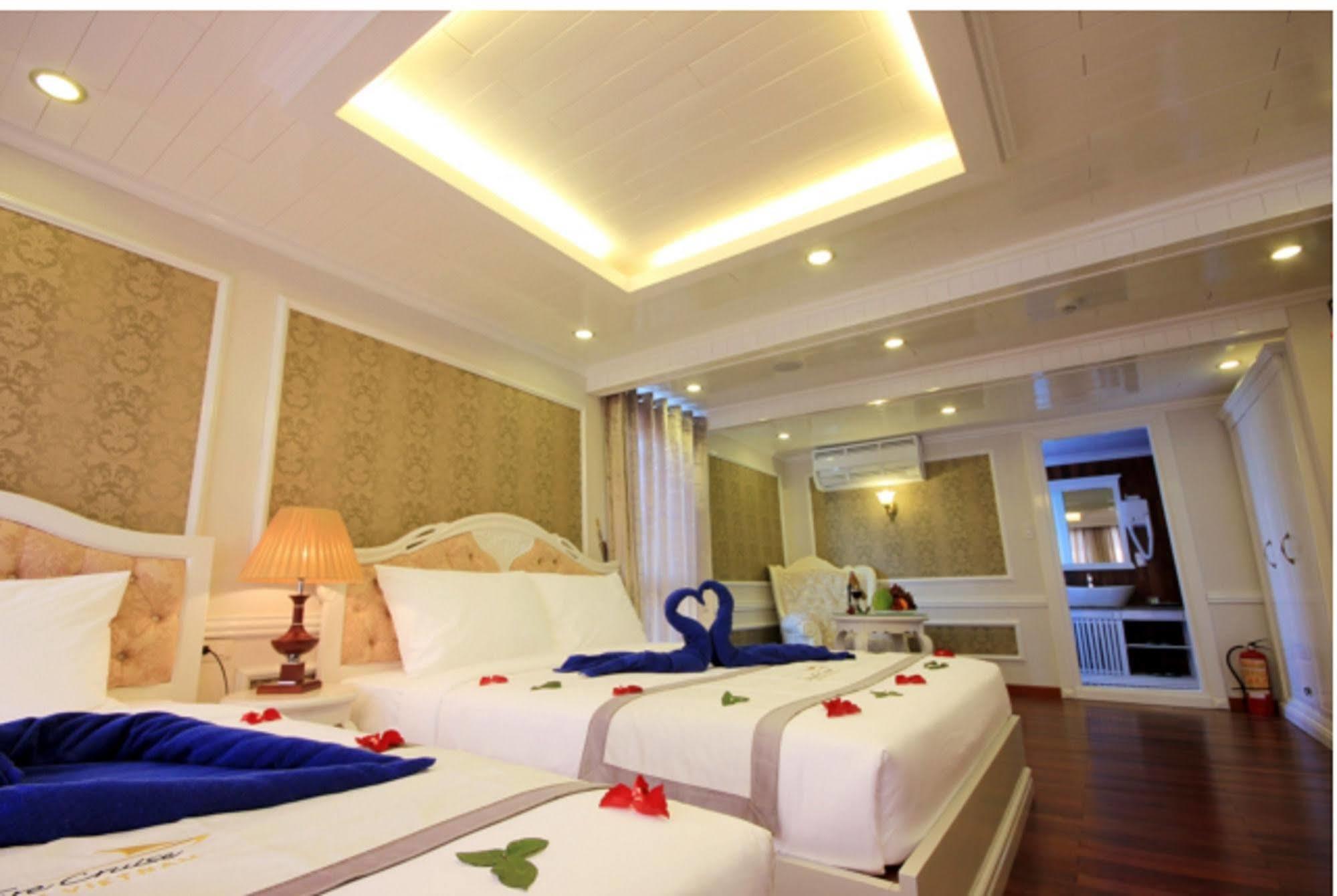Signature Halong Cruise Hạ Long Extérieur photo