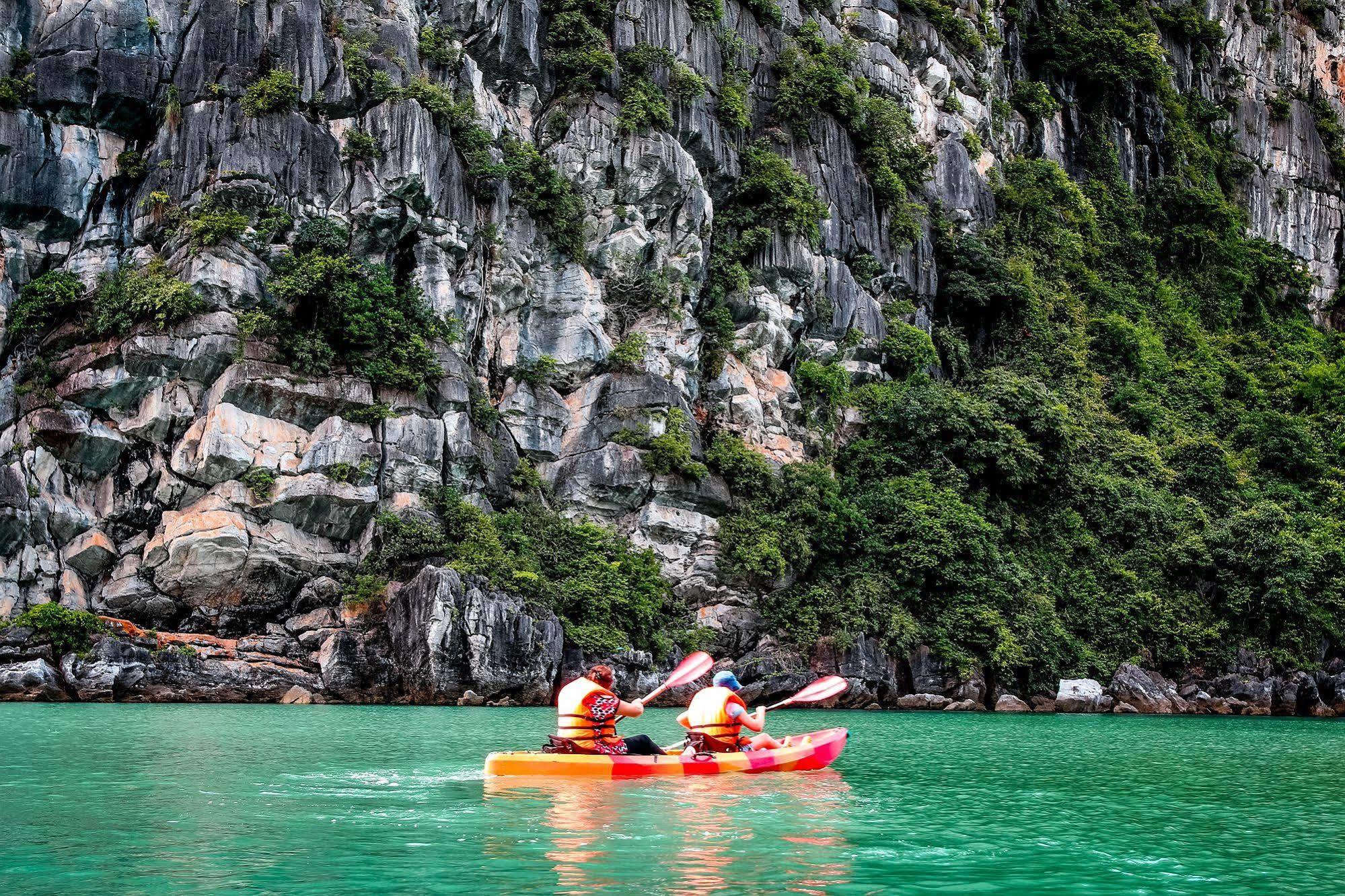 Signature Halong Cruise Hạ Long Extérieur photo